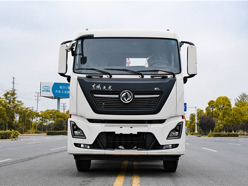 天龙后双桥18方勾臂垃圾車(chē)