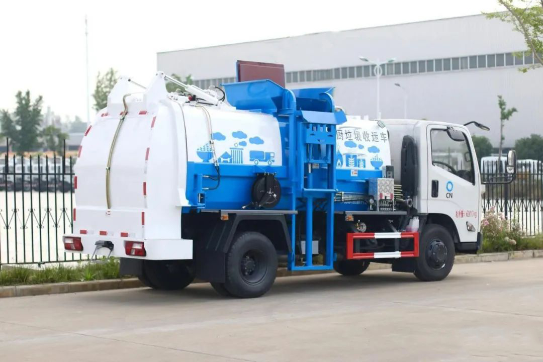 江铃凯锐國(guó)六4.5方餐厨垃圾車(chē)