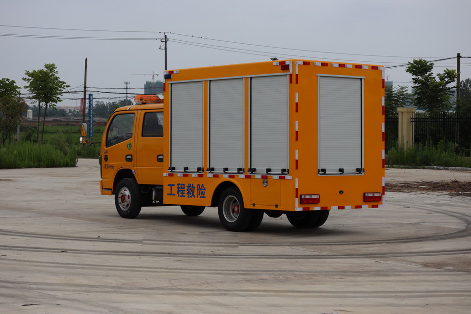 东风多(duō)利卡工程救险車(chē)