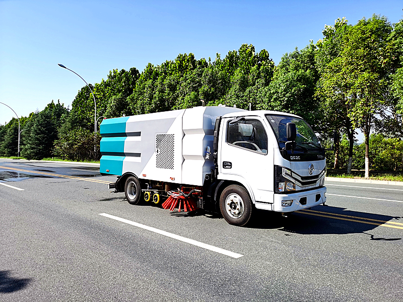 东风小(xiǎo)多(duō)利卡3308洗扫車(chē)國(guó)六