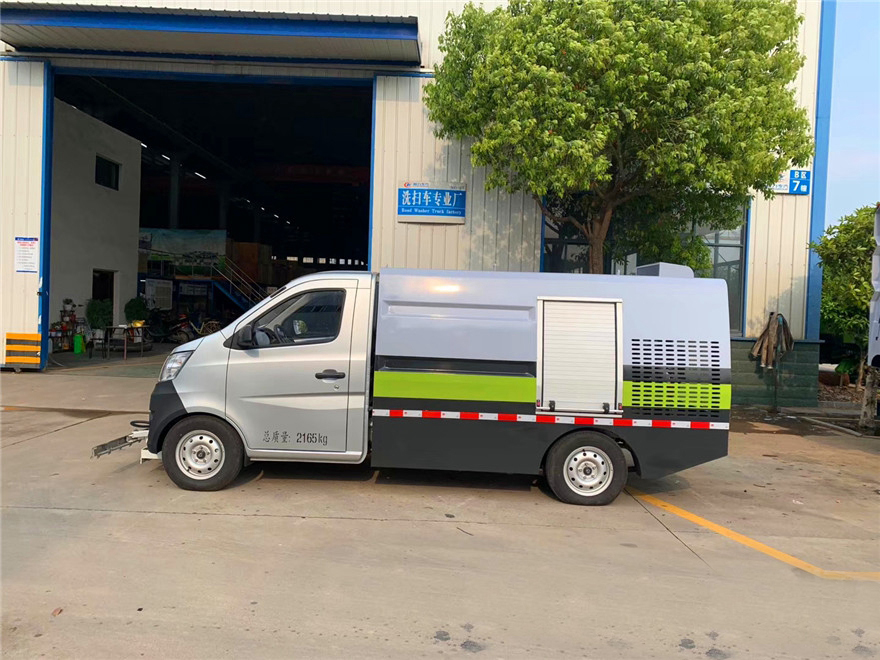 國(guó)六長(cháng)安路面高压清洗車(chē)图片