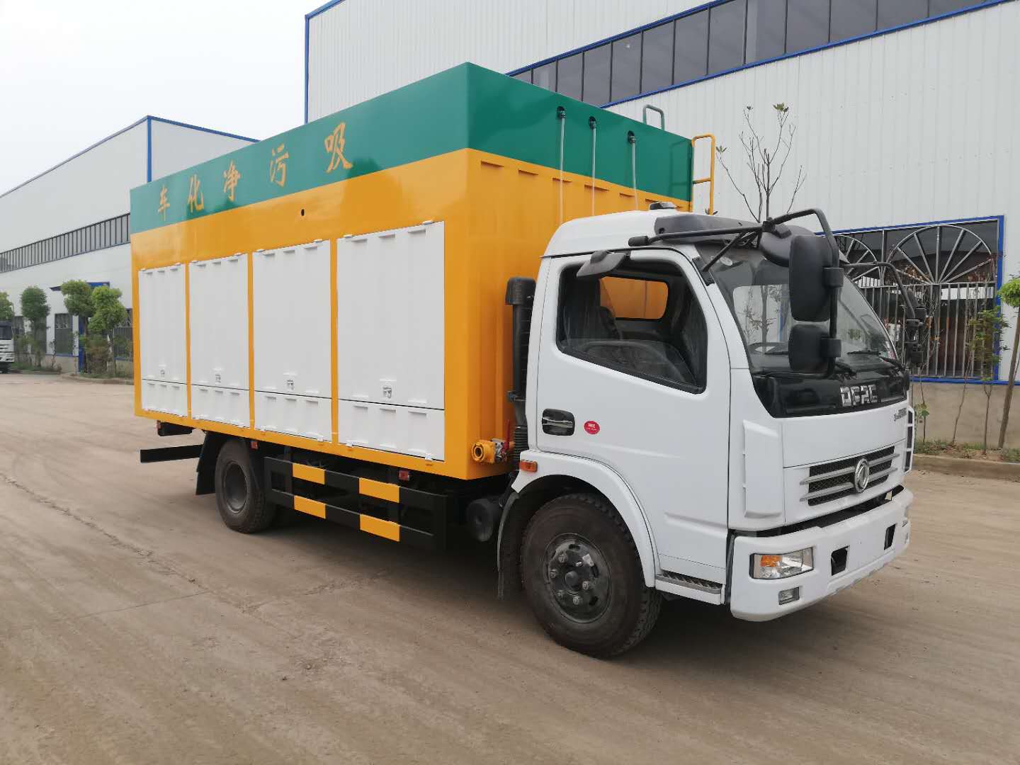 东风大多(duō)利卡吸污净化車(chē)