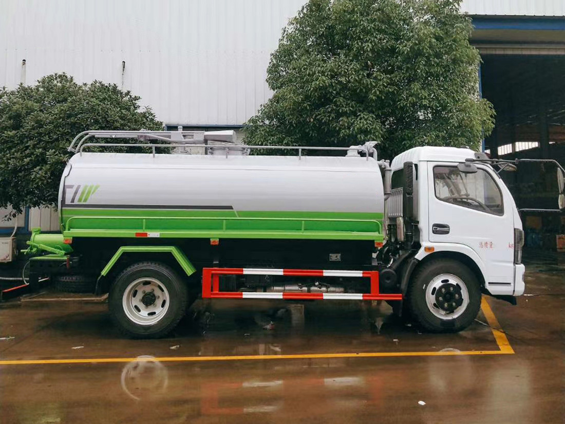 东风福瑞卡8方吸粪車(chē)