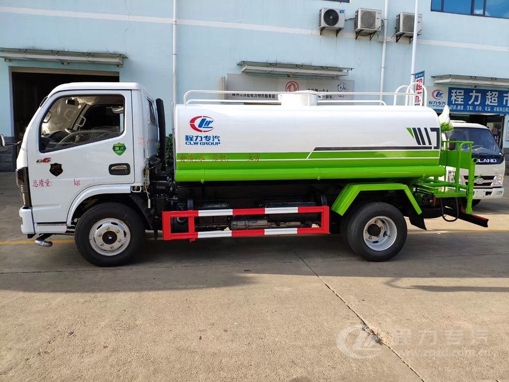 國(guó)六5立方东风D6 洒水車(chē)